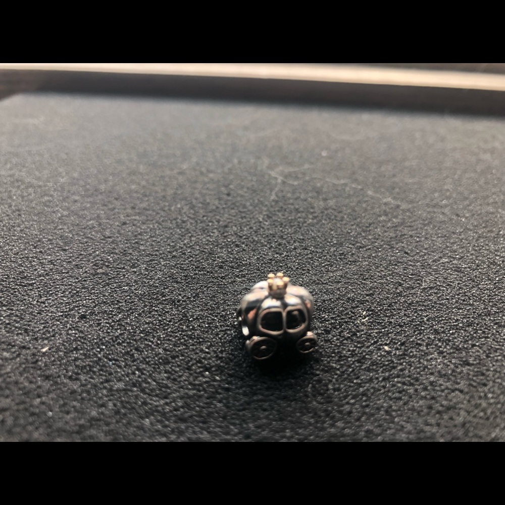 Pandora Cinderella carriage